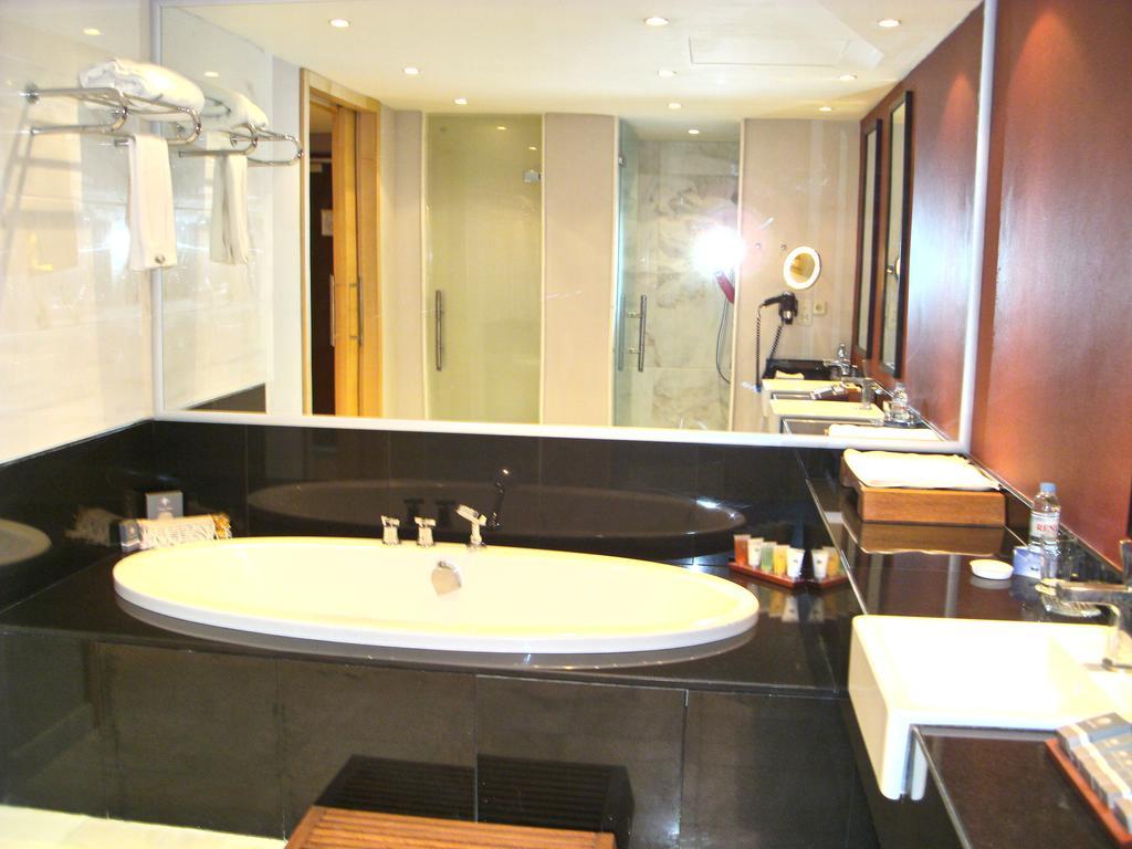 Hotel Grand Swiss Erbil Chambre photo