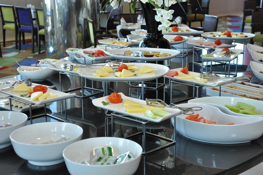 Hotel Grand Swiss Erbil Extérieur photo