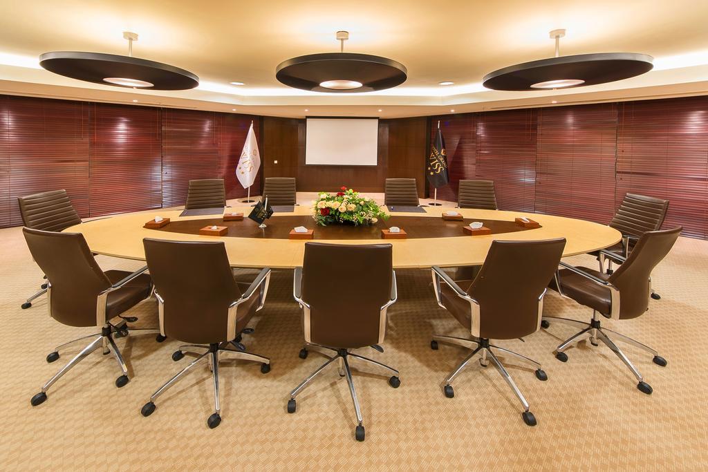 Hotel Grand Swiss Erbil Extérieur photo